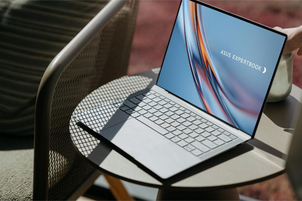 asus_expertbookultra_acn_scenario1