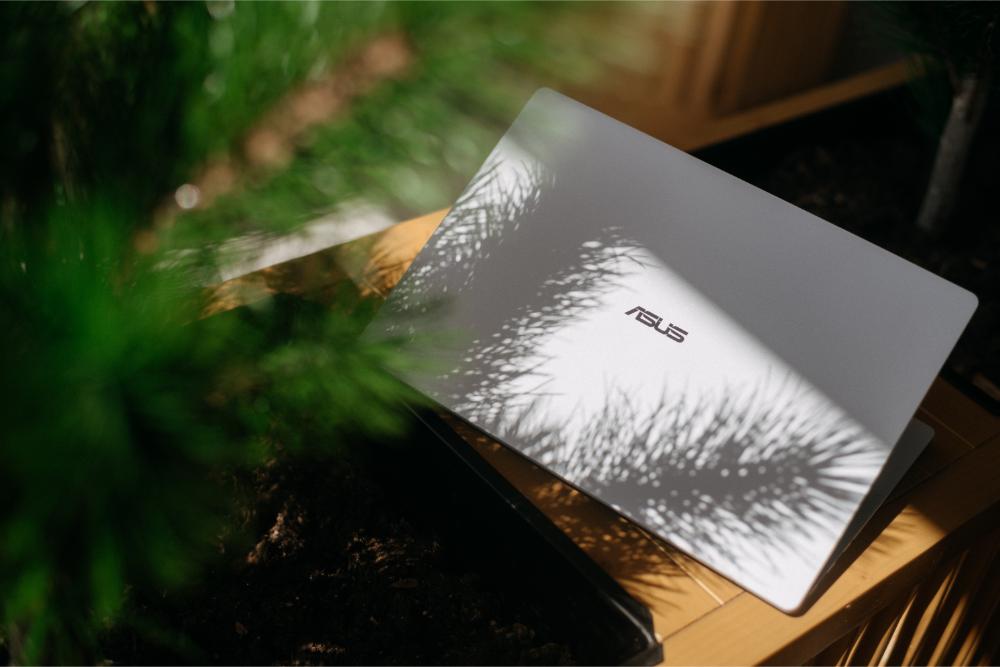 asus_expertbookultra_acn_scenario17