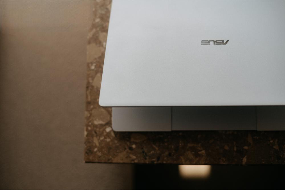 asus_expertbookultra_acn_scenario9