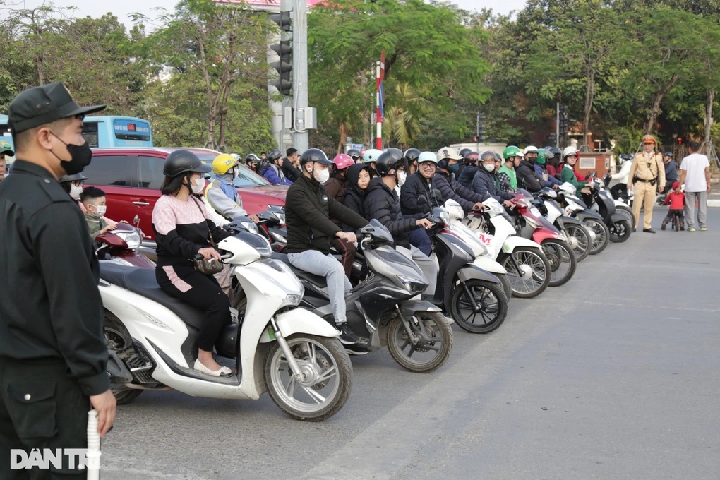 xe-may-vi-pham-se-bi-gui-thong-bao-trong-vong-2-tieng-1752114889625-1